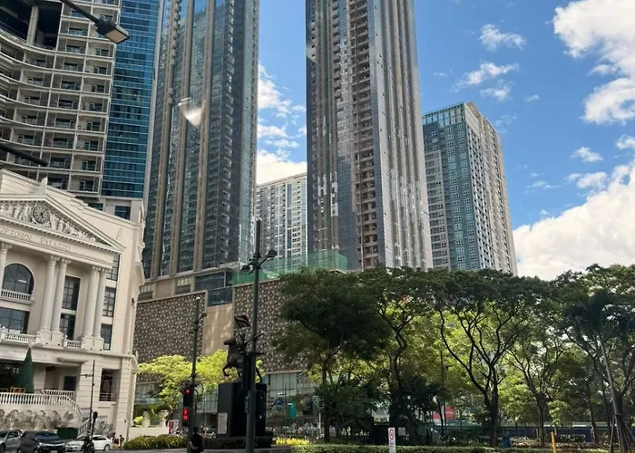 Casa Choy - Uptown Parksuites Ii Bgc Luxury 1br King Bed With Balcony 1 Minute Walk To Uptown Mall And Jp Morgan