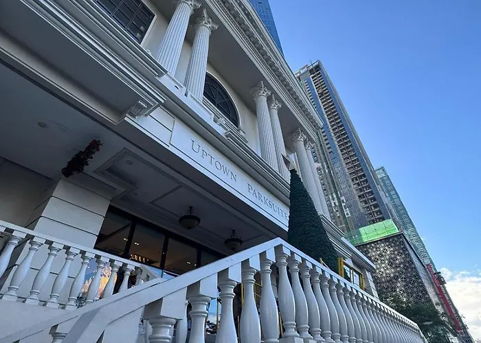 Casa Choy - Uptown Parksuites Ii Bgc Luxury 1br King Bed With Balcony 1 Minute Walk To Uptown Mall And Jp Morgan