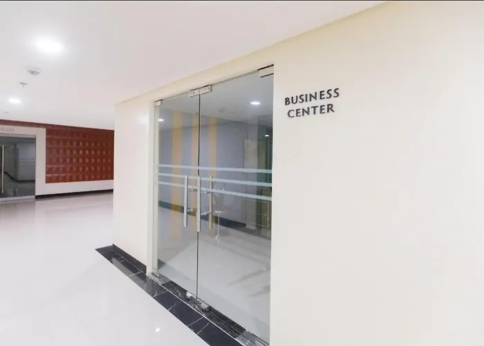 Casa Choy - Uptown Parksuites Ii Bgc Luxury 1br King Bed With Balcony 1 Minute Walk To Uptown Mall And Jp Morgan Apartamento Manila