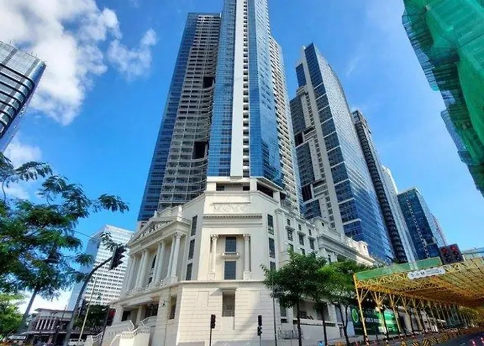 Apartamento Casa Choy - Uptown Parksuites Ii Bgc Luxury 1br King Bed With Balcony 1 Minute Walk To Uptown Mall And Jp Morgan