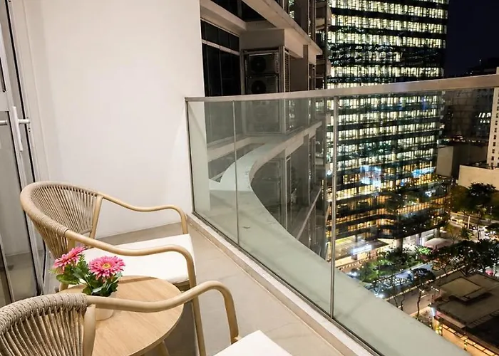 Casa Choy - Uptown Parksuites Ii Bgc Luxury 1br King Bed With Balcony 1 Minute Walk To Uptown Mall And Jp Morgan * Manila