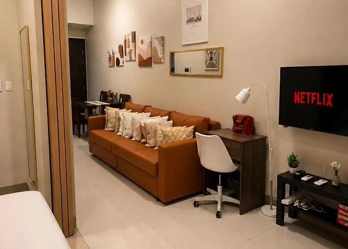 Casa Choy - Uptown Parksuites Ii Bgc Luxury 1br King Bed With Balcony 1 Minute Walk To Uptown Mall And Jp Morgan Apartamento Manila